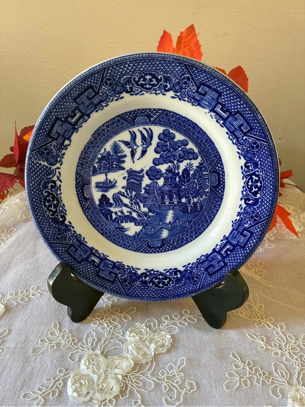 Blue and White Decorative Dinner Plate - Classic Willow Pattern